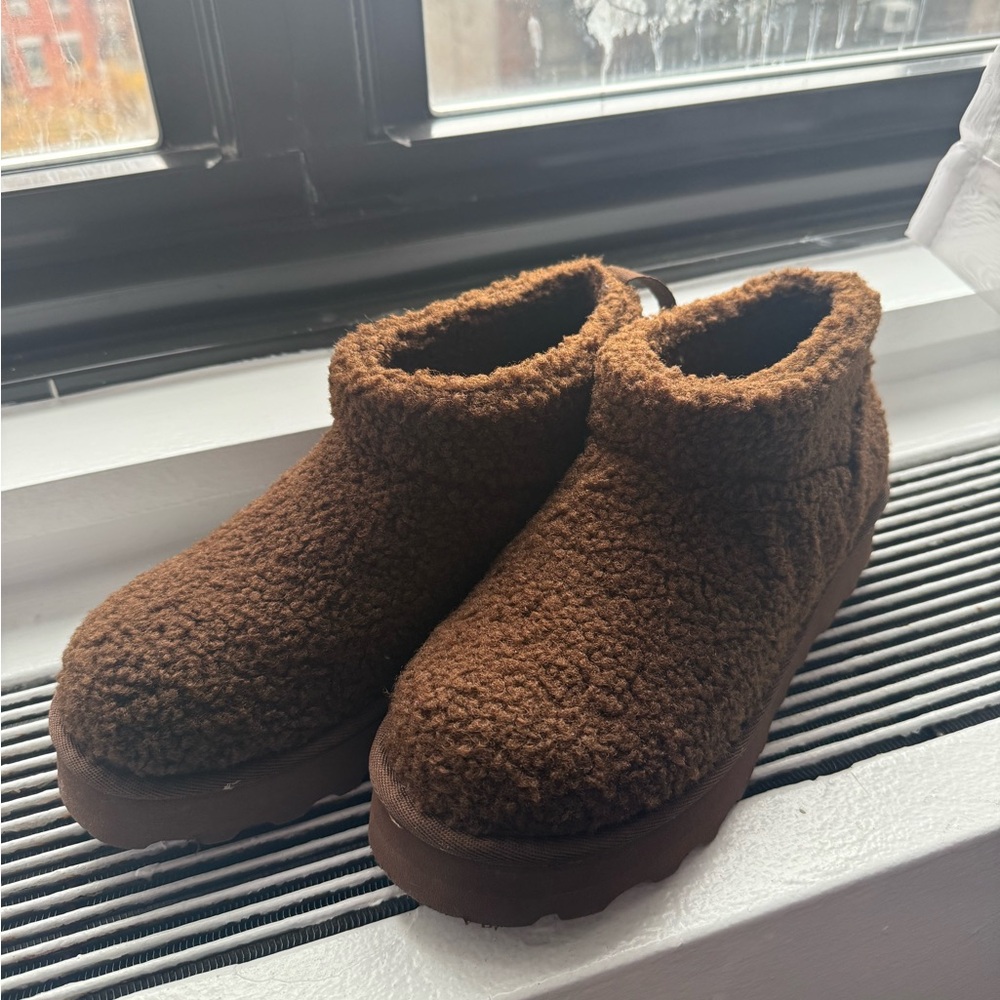 Bearpaw Snuggle Daphne Bootie size 7 - Picture 3 of 8